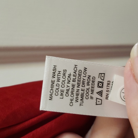 Maurices XL like new red blouse - Picture 5 of 7